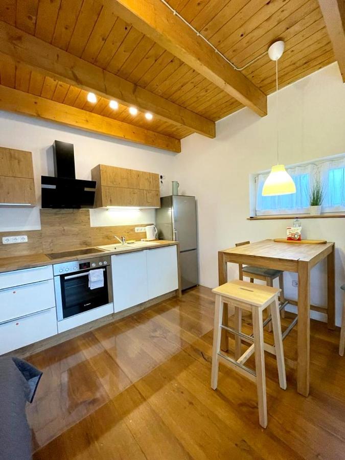Ferienwohnung Im Stadtzentrum Von Bernau - Komfortable Wohnung Mit 2 Zimmern, Bad, Spuelmaschine, Waschmaschine, Komplette Kueche, Wlan, Terrasse, Ruhige Lage Bernau bei Berlin Exterior foto